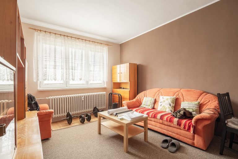 Obývací pokoj v běžném stavu